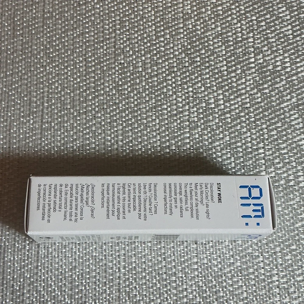 UOMA Beauty Product: Stay Woke Brightening Concealer Shade: Fair Lady T1